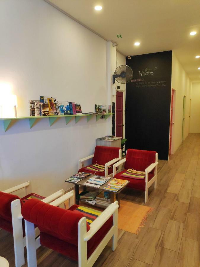 Ez Lodgings Kampong Gadong 외부 사진