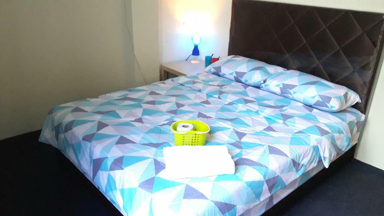 Ez Lodgings Kampong Gadong 외부 사진